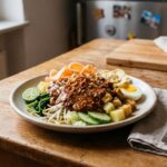 Resep Gado-gado dari bahan-bahan yang ada di lemari es, inilah trik membuat sambal kacangnya enak dan nikmat